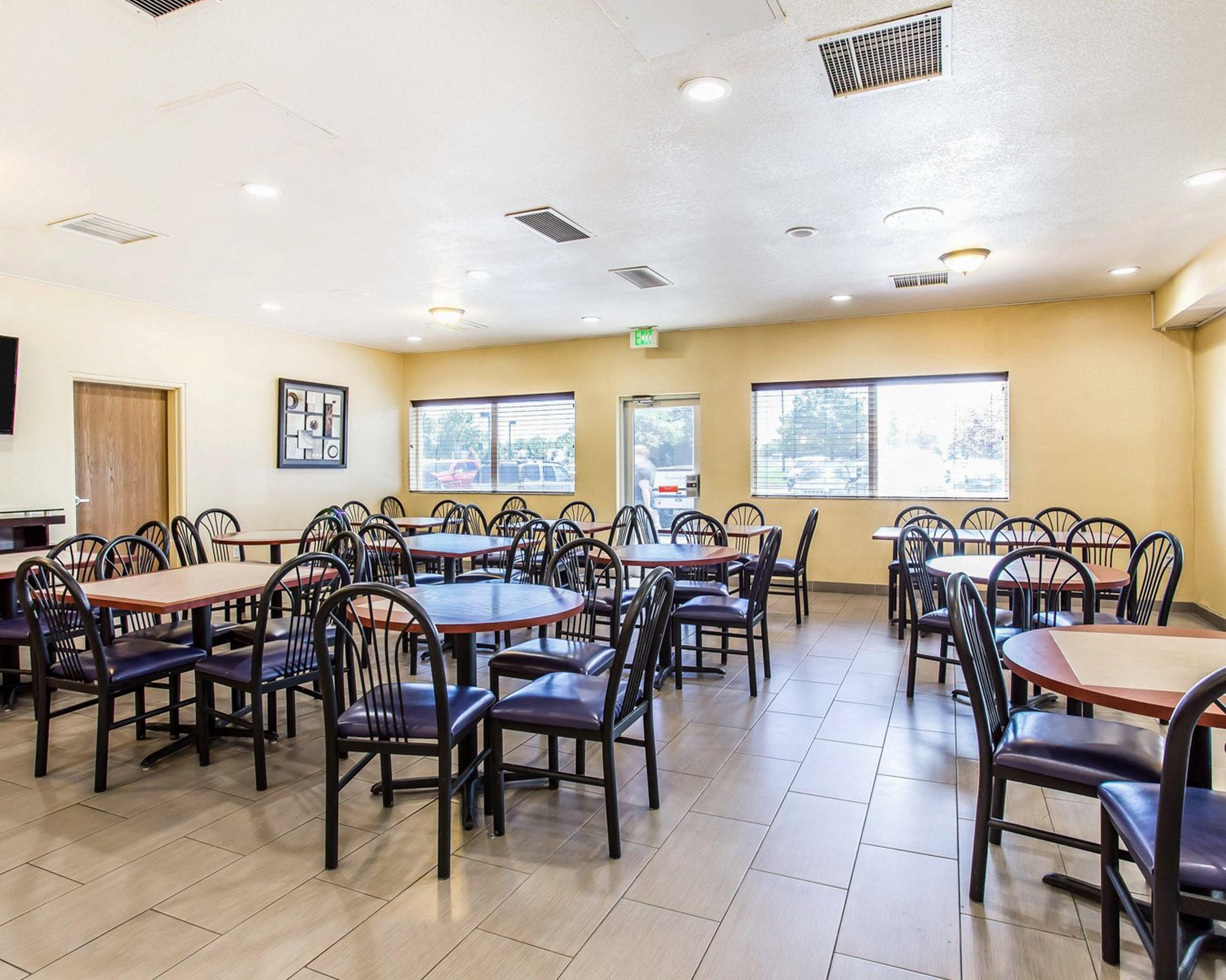 Quality Inn & Suites Denver Airport - Gateway Park Аврора Экстерьер фото