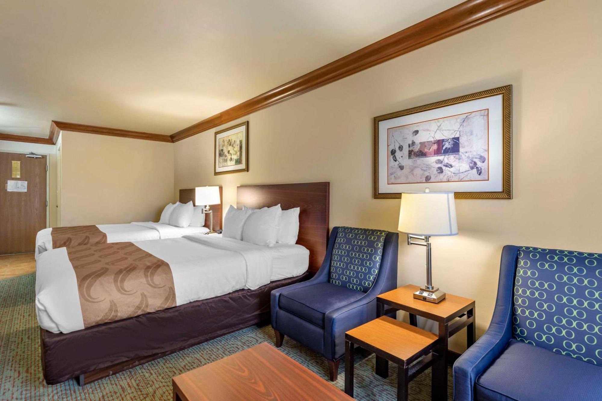 Quality Inn & Suites Denver Airport - Gateway Park Аврора Экстерьер фото